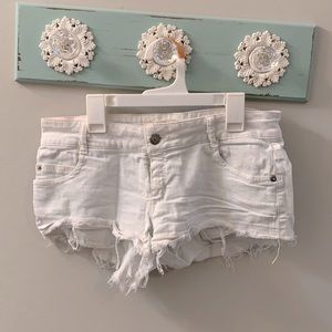 White Jean shorts, shorties. Size 40, by Melville.
